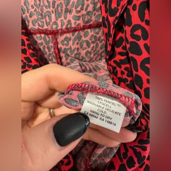 🌟 SMASH & TESS 🌟 ROXY ROMPER - M - Picture 8 of 8